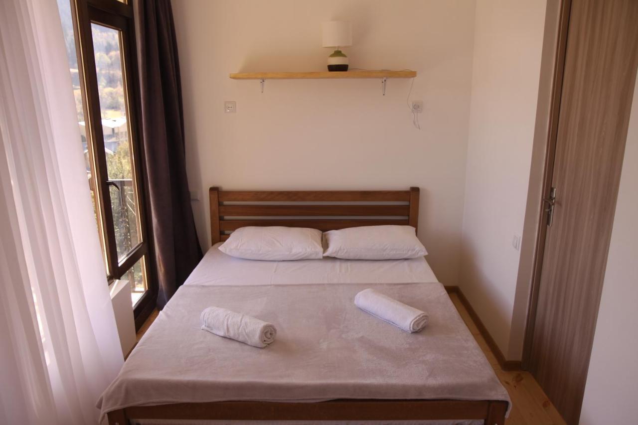 Eka'S Guest House Mestia Exterior foto